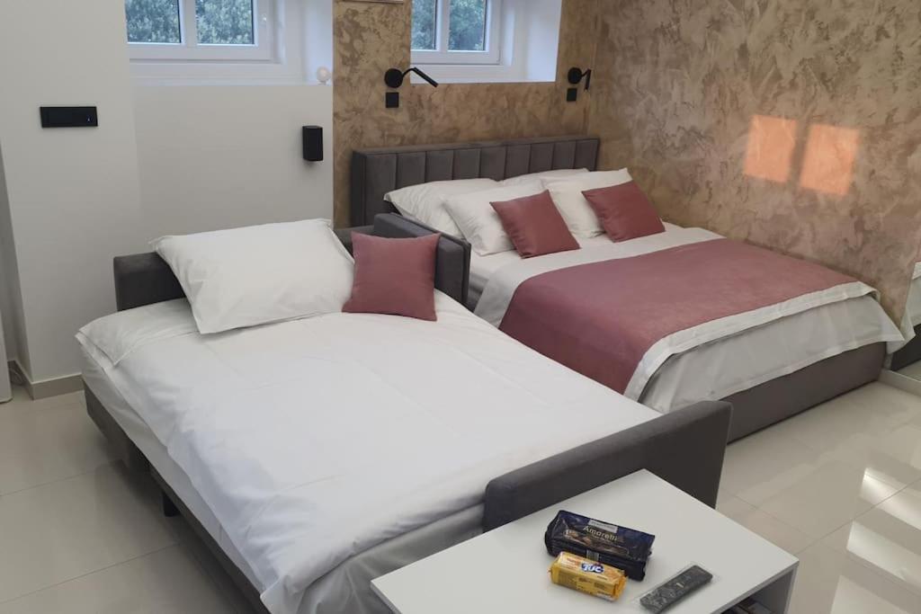 Studio Apartman Lenox Rijeka Eksteriør bilde
