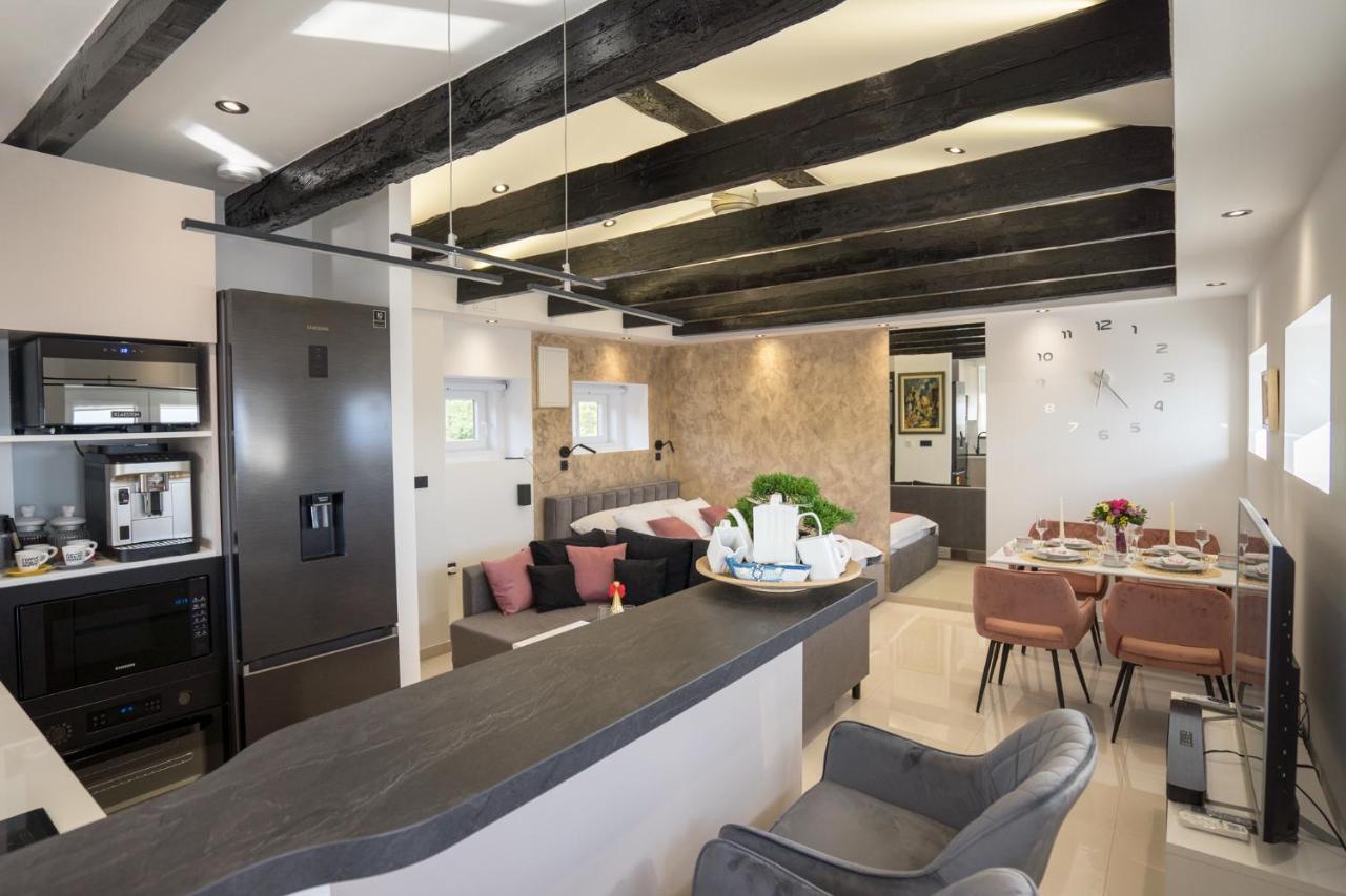 Studio Apartman Lenox Rijeka Eksteriør bilde